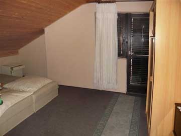 apartmanház Adria Vir sziget