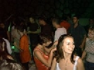 s a fiatalok mennek is. Tncolni! :)